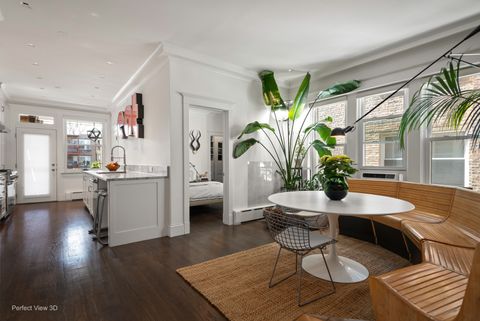 Tiny photo for 1433 W Rosemont Avenue #2W, Chicago, IL 60660 (MLS # 12623892)