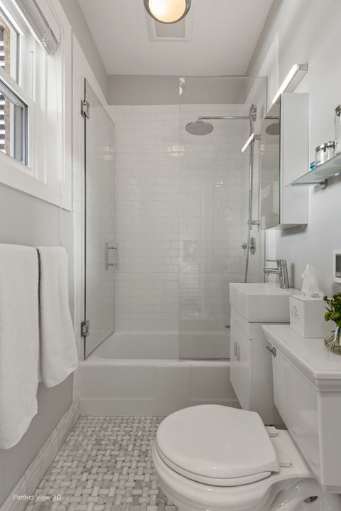 Tiny photo for 1433 W Rosemont Avenue #2W, Chicago, IL 60660 (MLS # 12623892)