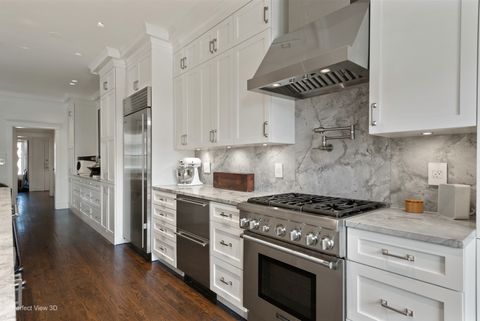 Tiny photo for 1433 W Rosemont Avenue #2W, Chicago, IL 60660 (MLS # 12623892)