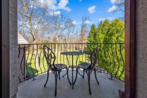 Tiny photo for 936 E Ringwood Road, Lake Forest, IL 60045 (MLS # 12571823)