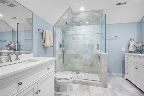 Tiny photo for 936 E Ringwood Road, Lake Forest, IL 60045 (MLS # 12571823)