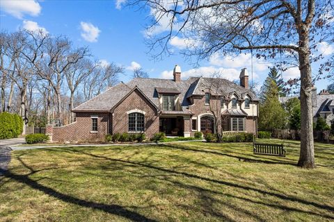 Photo of 936 E Ringwood Road, Lake Forest, IL 60045 (MLS # 12571823)