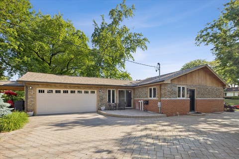 Tiny photo for 7730 BROOKHAVEN Avenue, Darien, IL 60561 (MLS # 12669804)