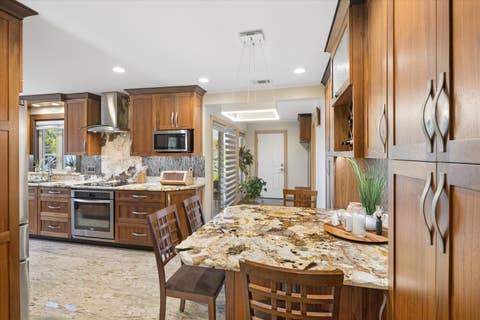 Tiny photo for 7730 BROOKHAVEN Avenue, Darien, IL 60561 (MLS # 12669804)