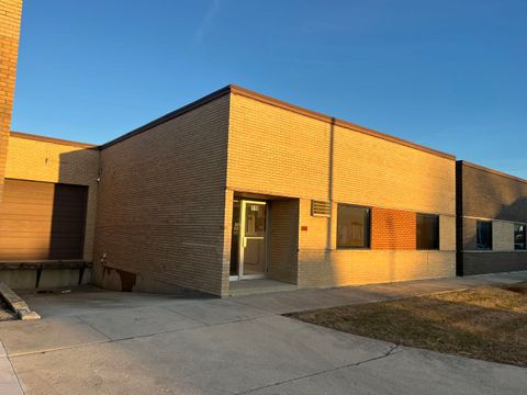 Photo of 119 N 10th Avenue, Melrose Park, IL 60160 (MLS # 12440488) Photo of 119 N 10th Avenue, Melrose Park, IL 60160 (MLS # 12440488)