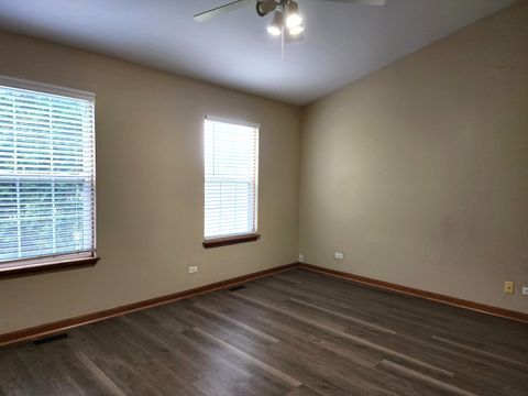 Tiny photo for 775 Highview Court, Antioch, IL 60002 (MLS # 12489232)