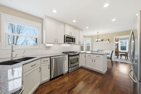 Tiny photo for 2830 Colonial Drive, Elgin, IL 60124 (MLS # 12580655)