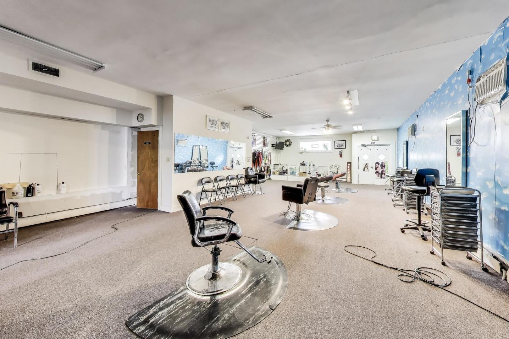 9215 S Ashland Avenue