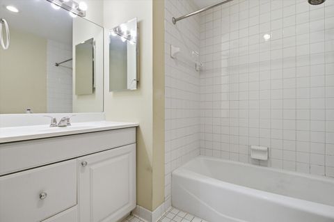 Tiny photo for 6337 Roosevelt Road #114, Berwyn, IL 60402 (MLS # 12595415)