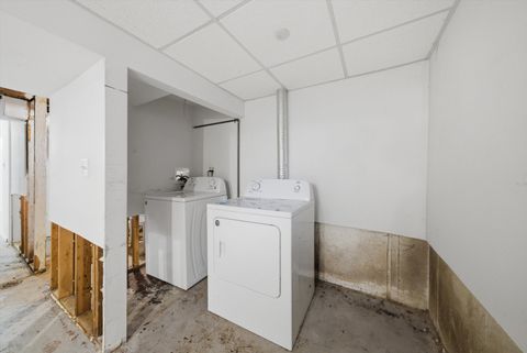 Tiny photo for 1517 E Roosevelt Road, Wheaton, IL 60187 (MLS # 12649890)