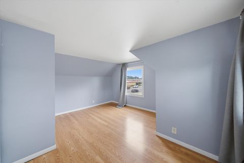 Tiny photo for 1517 E Roosevelt Road, Wheaton, IL 60187 (MLS # 12649890)