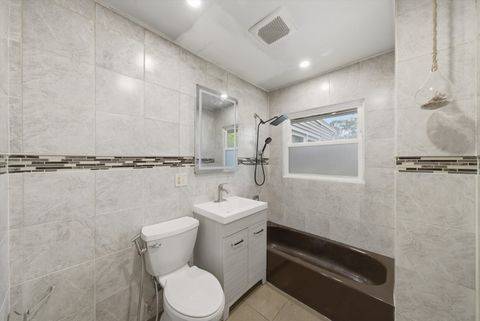 Tiny photo for 1517 E Roosevelt Road, Wheaton, IL 60187 (MLS # 12649890)