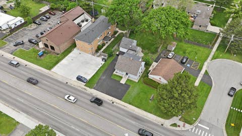 Tiny photo for 1517 E Roosevelt Road, Wheaton, IL 60187 (MLS # 12649890)