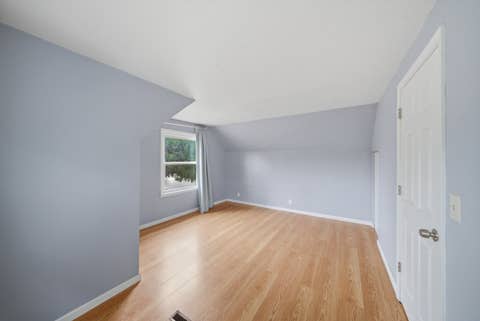 Tiny photo for 1517 E Roosevelt Road, Wheaton, IL 60187 (MLS # 12649890)