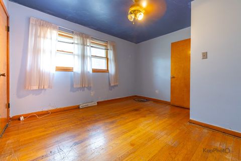 Tiny photo for 15214 Evers Street, Dolton, IL 60419 (MLS # 12647180)