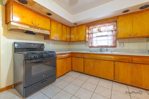 Tiny photo for 15214 Evers Street, Dolton, IL 60419 (MLS # 12647180)
