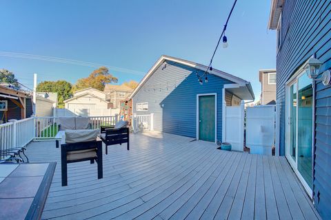 Tiny photo for 10950 S Homan Avenue, Chicago, IL 60655 (MLS # 12499308)