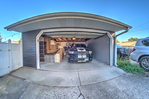 Tiny photo for 10950 S Homan Avenue, Chicago, IL 60655 (MLS # 12499308)