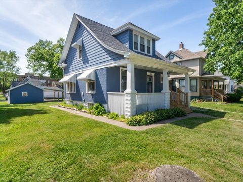 Tiny photo for 1720 Davie Street, Davenport, IA 52804 (MLS # 12547217)