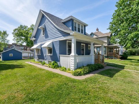 Tiny photo for 1720 Davie Street, Davenport, IA 52804 (MLS # 12547217)