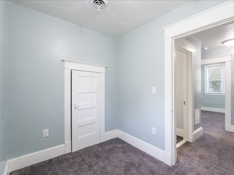 Tiny photo for 1720 Davie Street, Davenport, IA 52804 (MLS # 12547217)