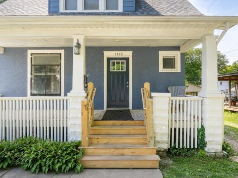 Tiny photo for 1720 Davie Street, Davenport, IA 52804 (MLS # 12547217)