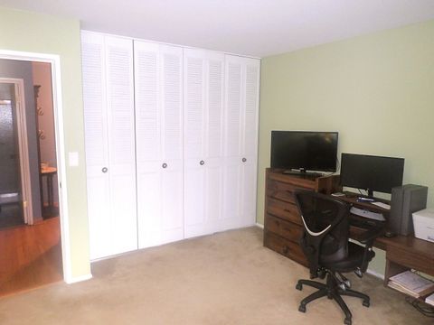 Tiny photo for 1127 S Old Wilke Road #101, Arlington Heights, IL 60005 (MLS # 12619454)