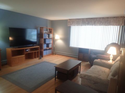 Tiny photo for 1127 S Old Wilke Road #101, Arlington Heights, IL 60005 (MLS # 12619454)
