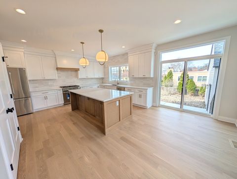 Tiny photo for 396 S Prospect Avenue, Elmhurst, IL 60126 (MLS # 12621966)