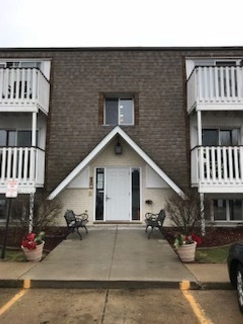 2356 Gaylord Road 2D Crest Hill IL 60403