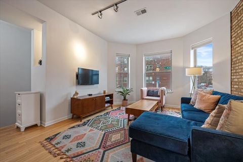 Tiny photo for 2300 N Kimball Avenue #1, Chicago, IL 60647 (MLS # 12551179)