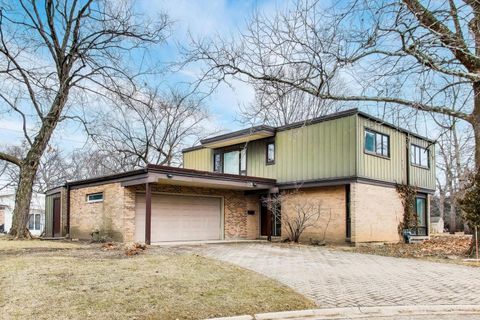 528 Koerper Court Wilmette IL 60091