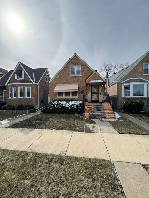 Tiny photo for 10210 S Prairie Avenue, Chicago, IL 60628 (MLS # 12607609)