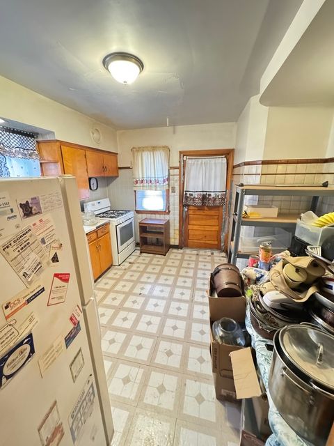 Tiny photo for 10210 S Prairie Avenue, Chicago, IL 60628 (MLS # 12607609)