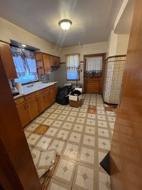 Tiny photo for 10210 S Prairie Avenue, Chicago, IL 60628 (MLS # 12607609)