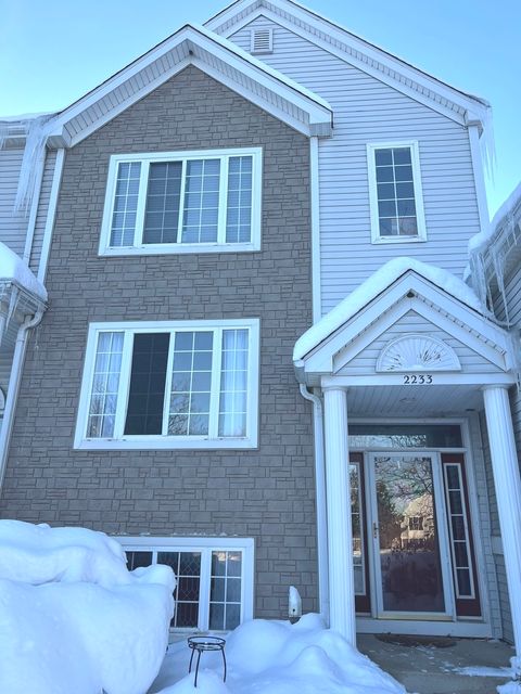 Photo of 2233 Dawson Lane, Algonquin, IL 60102 (MLS # 12529553)