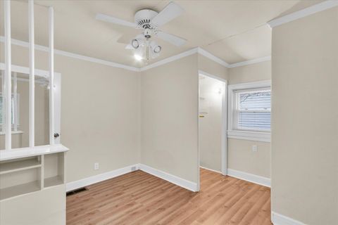 Tiny photo for 108 W Vermont Avenue, Urbana, IL 61801 (MLS # 12519335)