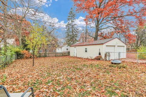 Tiny photo for 108 W Vermont Avenue, Urbana, IL 61801 (MLS # 12519335)