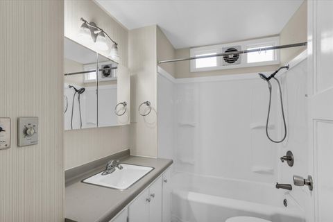 Tiny photo for 108 W Vermont Avenue, Urbana, IL 61801 (MLS # 12519335)