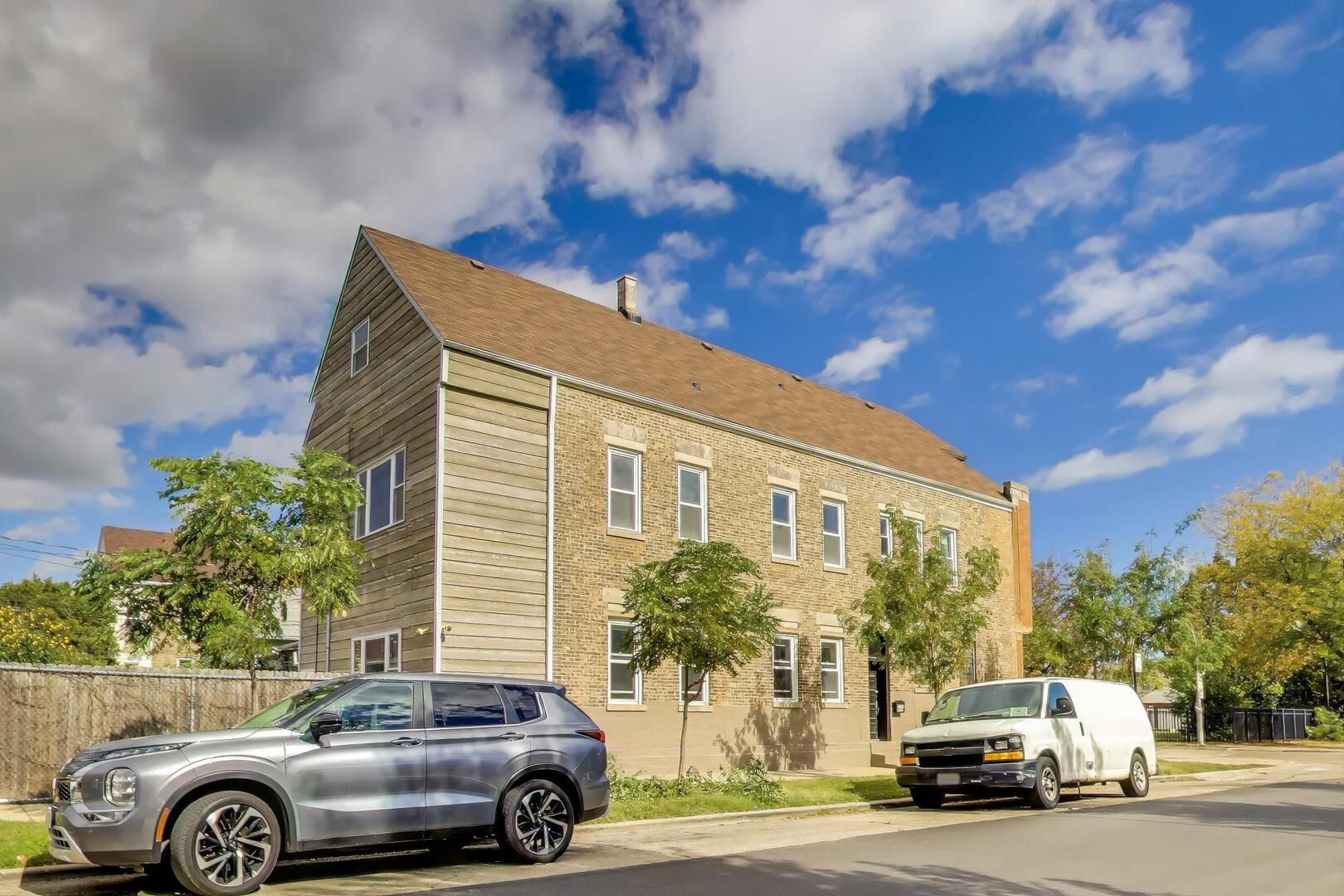 3558 S Honore Street