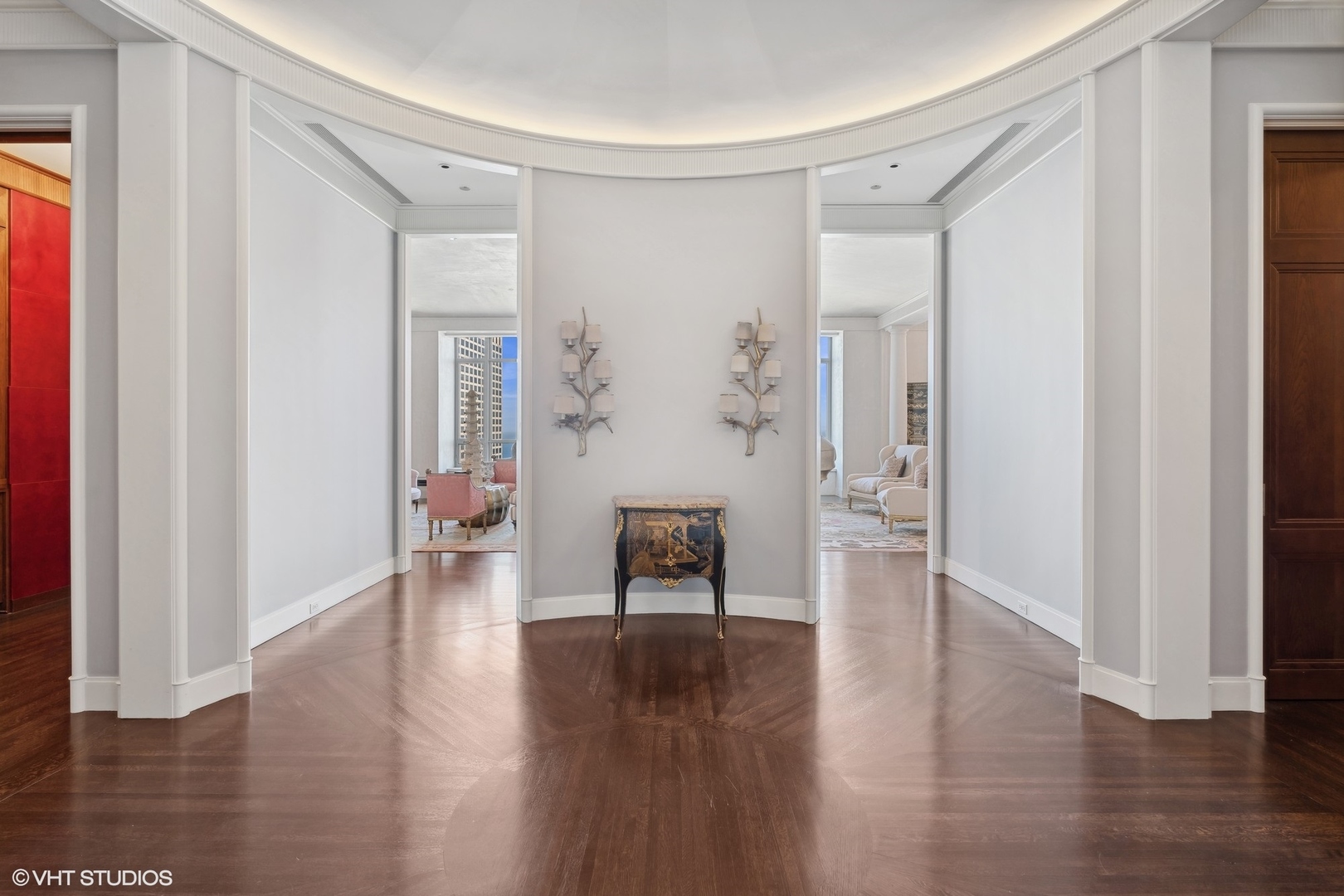 800 N Michigan Avenue 63PH