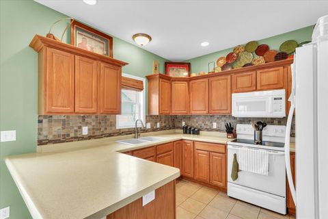 Tiny photo for 1328 WEST RIDGE Lane, Champaign, IL 61822 (MLS # 12554547)