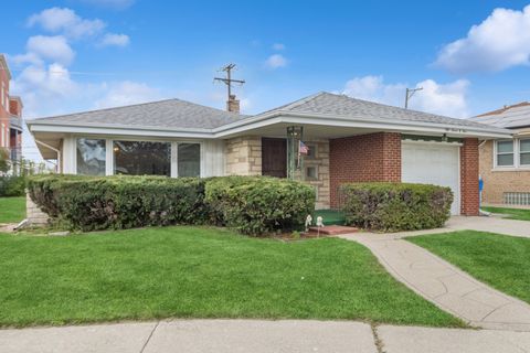 Photo of 5704 N Ozark Avenue, Chicago, IL 60631 (MLS # 12486580) Photo of 5704 N Ozark Avenue, Chicago, IL 60631 (MLS # 12486580)