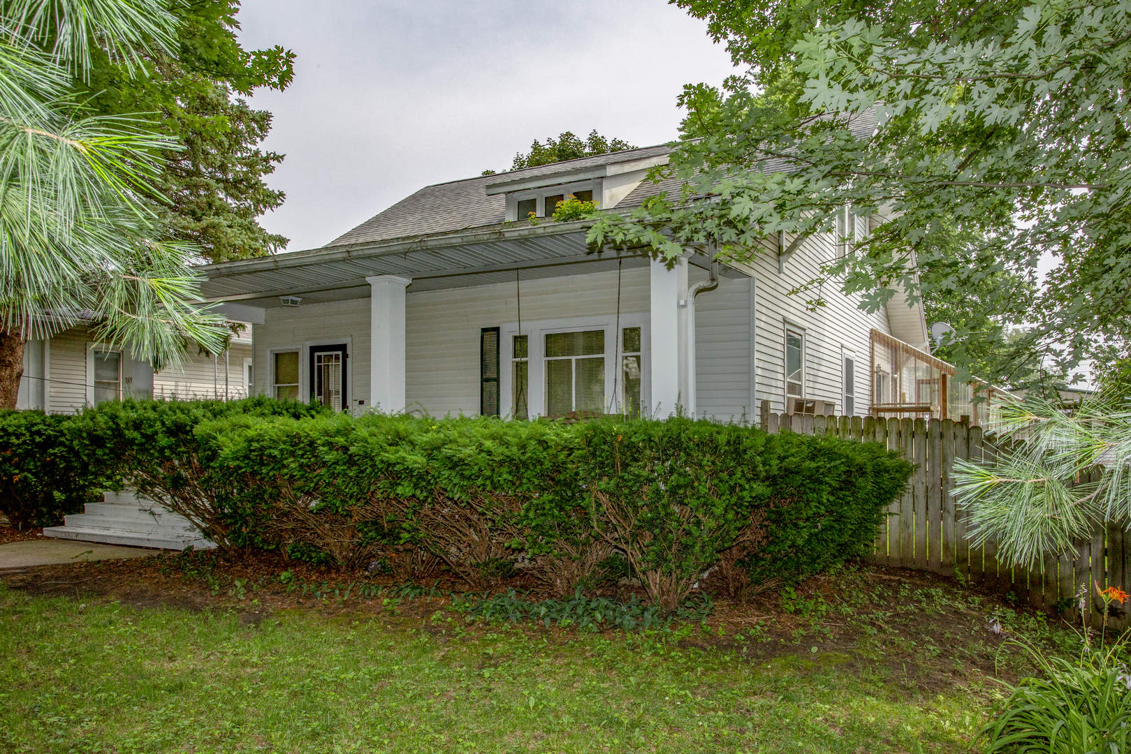 305 Main Street