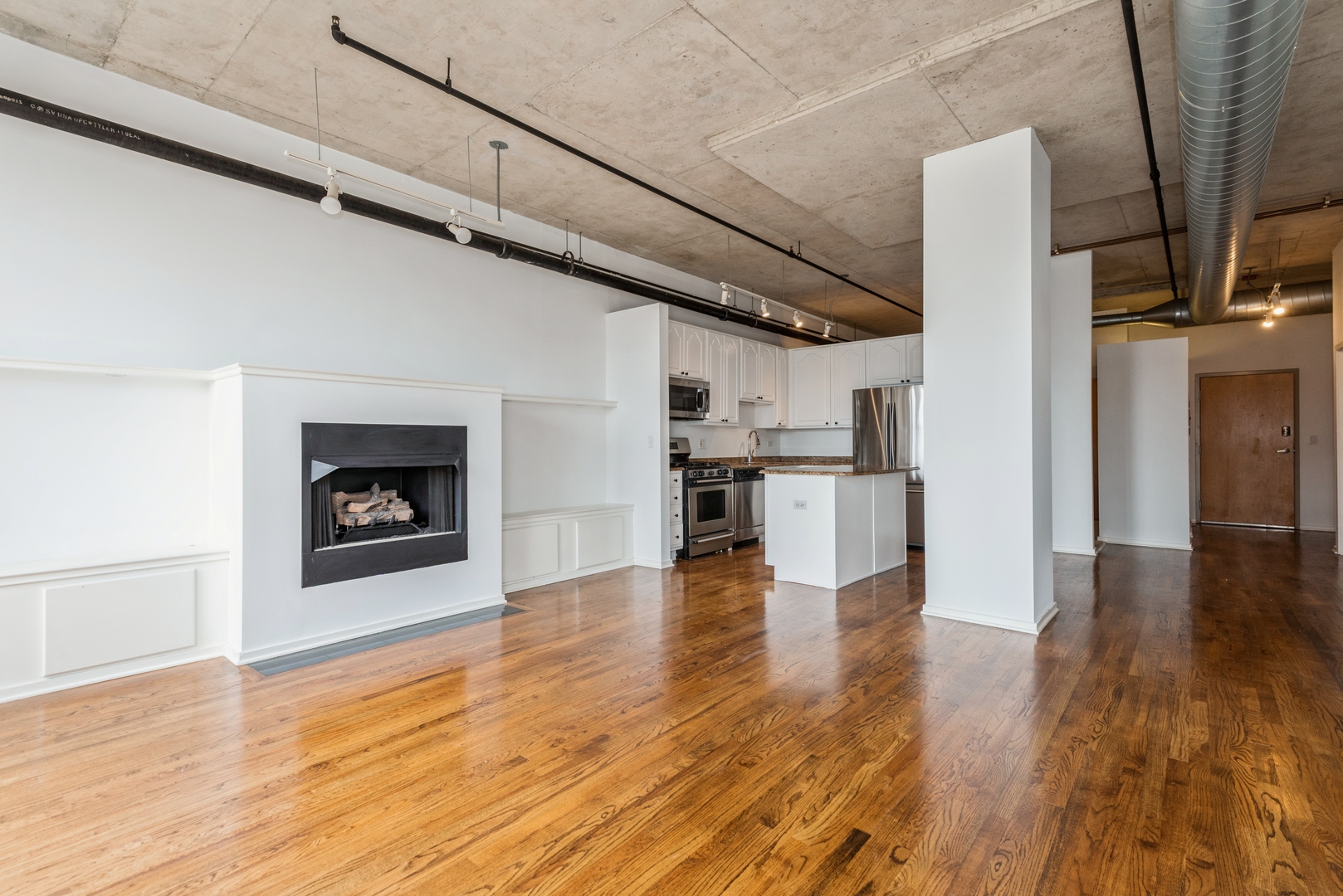 6 S LAFLIN Street 712
