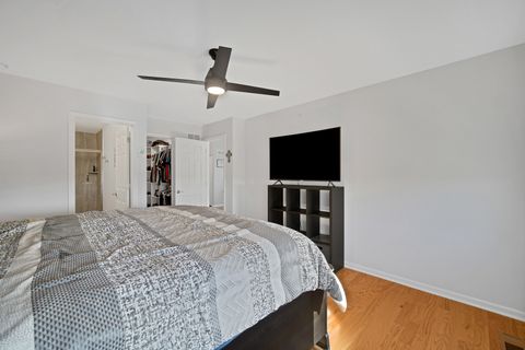 Tiny photo for 1997 Kingsley Circle, Northbrook, IL 60062 (MLS # 12511549)