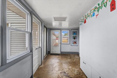 Tiny photo for 726 E Thompson Avenue, Hoopeston, IL 60942 (MLS # 12553426)