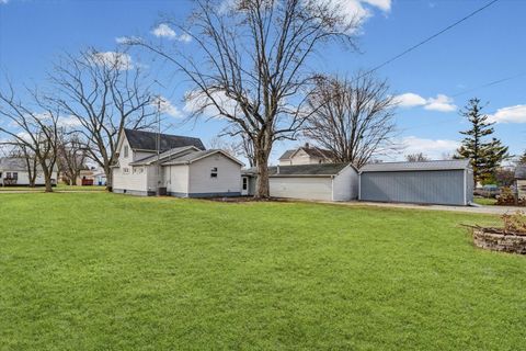 Tiny photo for 726 E Thompson Avenue, Hoopeston, IL 60942 (MLS # 12553426)