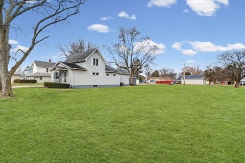 Tiny photo for 726 E Thompson Avenue, Hoopeston, IL 60942 (MLS # 12553426)