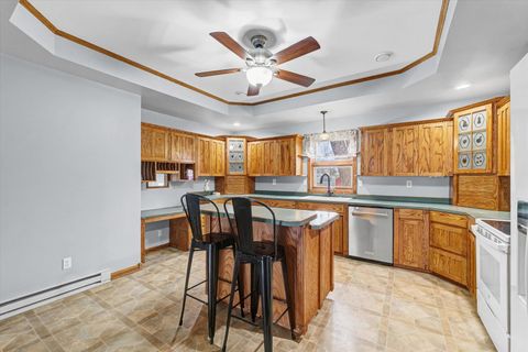 Tiny photo for 726 E Thompson Avenue, Hoopeston, IL 60942 (MLS # 12553426)